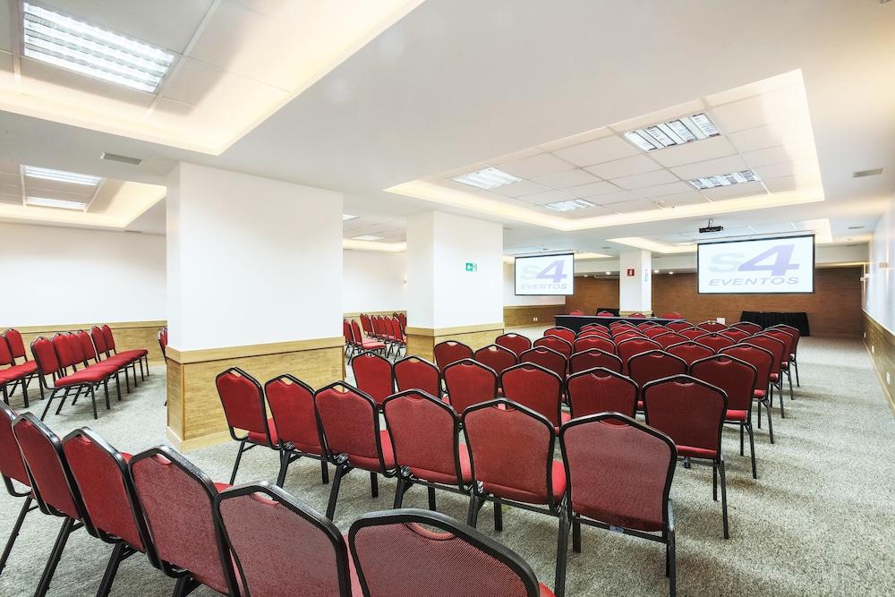 טגואטינגה S4 Hotel Aguas Claras מראה חיצוני תמונה